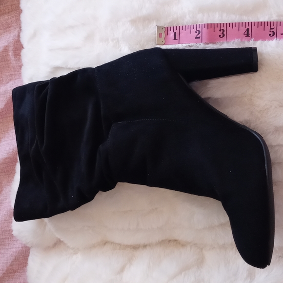 Black booties size 8 - Picture 8 of 11